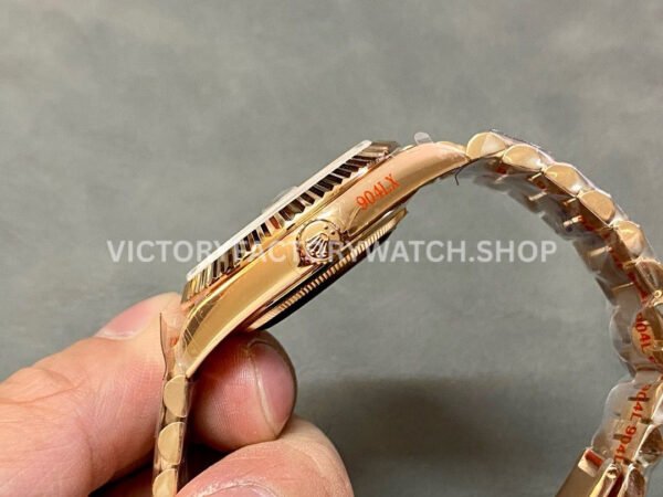 QF Factory Counterweight Rolex Day-Date 228235-0003 40mm Full Rose Gold Baguette Diamond Brown Dia (1) QF Factory Counterweight Rolex Day-Date 228235-0003 40mm Full Rose Gold Baguette Diamond Brown Dial