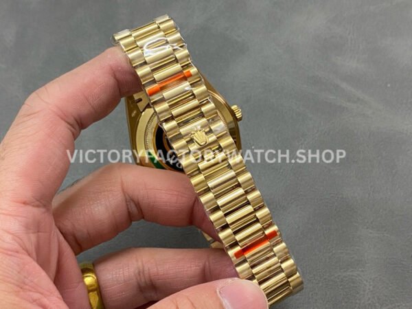 QF Factory Counterweight Rolex Day-Date 228238-0002 40mm Full Yellow Gold Roman Number Silver Di (3) QF Factory Counterweight Rolex Day-Date 228238-0002 40mm Full Yellow Gold Roman Number Silver Dial