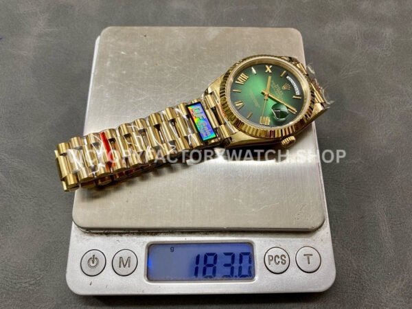 QF Factory Counterweight Rolex Day-Date 228238-0061 40mm Full Yellow Gold Roman Number Dark G (3) QF Factory Counterweight Rolex Day-Date 228238-0061 40mm Full Yellow Gold Roman Number Dark Green Dial