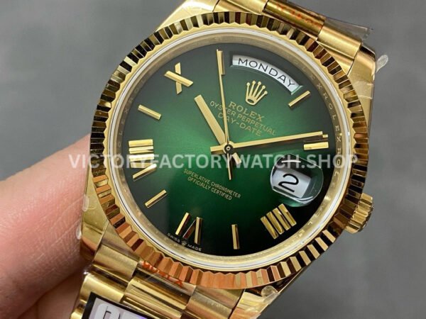 QF Factory Counterweight Rolex Day-Date 228238-0061 40mm Full Yellow Gold Roman Number Dark G (5) QF Factory Counterweight Rolex Day-Date 228238-0061 40mm Full Yellow Gold Roman Number Dark Green Dial