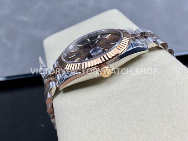 VS Factory Counterweight Rolex Datejust 126331-0002 41mm Half Rose Gold Brown Dial Jubilee (1) VS Factory Counterweight Rolex Datejust 126331-0002 41mm Half Rose Gold Brown Dial Jubilee