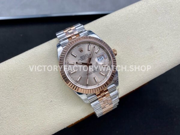 VS Factory Counterweight Rolex Datejust 126331-0010 41mm Half Rose Gold Pink Dial Jubilee (8) VS Factory Counterweight Rolex Datejust 126331-0010 41mm Half Rose Gold Pink Dial Jubilee