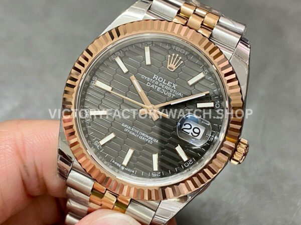 VS Factory Counterweight Rolex Datejust 126331-0020 41mm Half Rose Gold Slate Motif Grey Dial Jubilee