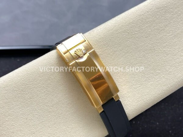 VS Factory Counterweight Rolex Daytona 126518LN-0012 40mm Yellow Gold Rubber Strap Black Eye Champagne Dial