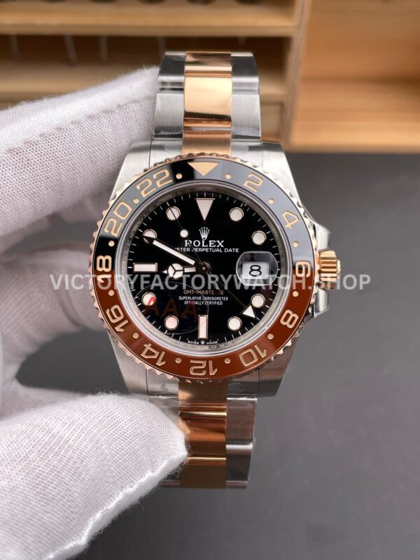 VS Factory Counterweight Rolex GMT-Master II 126711CHNR-0002 40mm Half Rose Gold Black Dial (8) 126711chnr root beer gmt counterweight vs replica