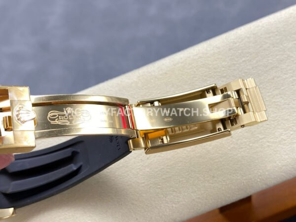 VS Factory Counterweight Rolex Yacht-Master 226658 42mm Yellow Gold Oysterflex Black Dial (13) VS Factory Counterweight Rolex Yacht-Master 226658 42mm Yellow Gold Oysterflex Black Dial