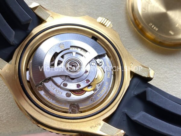 VS Factory Counterweight Rolex Yacht-Master 226658 42mm Yellow Gold Oysterflex Black Dial (2) VS Factory Counterweight Rolex Yacht-Master 226658 42mm Yellow Gold Oysterflex Black Dial