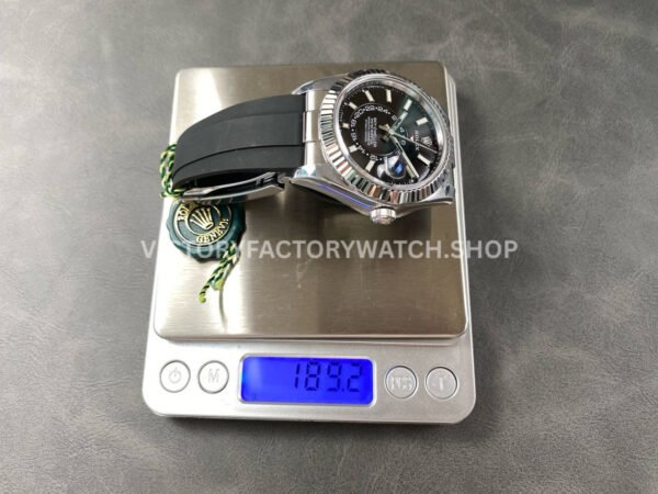 ZF Factory Counterweight Rolex Sky-Dweller 336239-0002 42mm White Gold OysterFlex Black Dial (16) ZF Factory Counterweight Rolex Sky-Dweller 336239-0002 42mm White Gold OysterFlex Black Dial