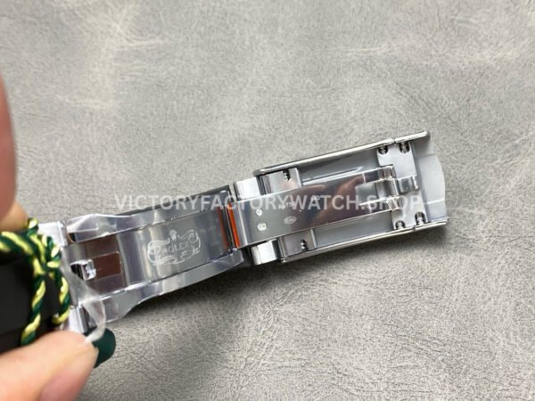 ZF Factory Counterweight Rolex Sky-Dweller 336239-0002 42mm White Gold OysterFlex Black Dial (17) ZF Factory Counterweight Rolex Sky-Dweller 336239-0002 42mm White Gold OysterFlex Black Dial