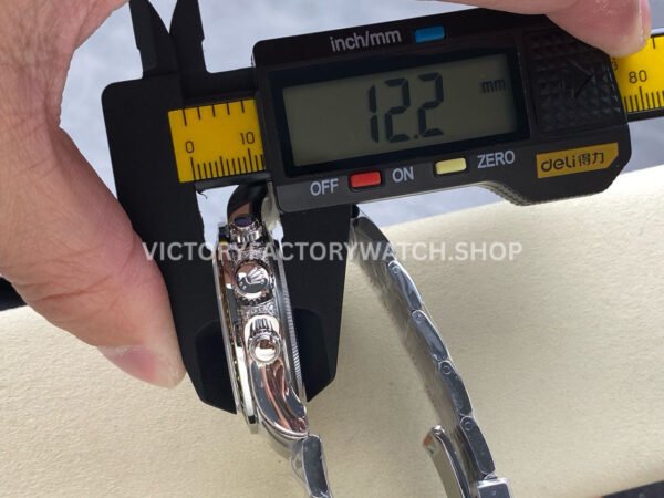 ZF Factory Rolex Daytona 116599RBOW 40mm White Gold Black Dial (11) ZF Factory Rolex Daytona 116599RBOW 40mm White Gold Rainbow Bezel Diamond Black Dial