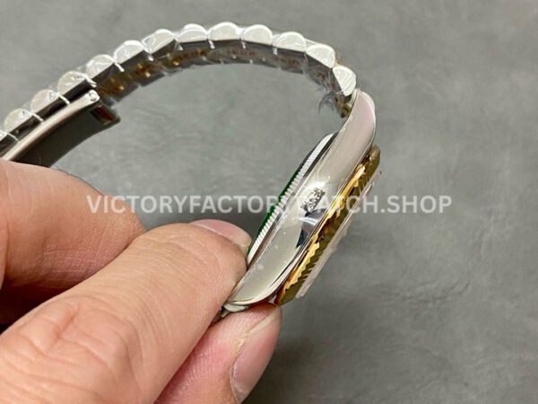 A+ Factory Rolex Datejust 278273-0030 31mm Half Yellow Gold Diamond Mop Green Dial Jubilee