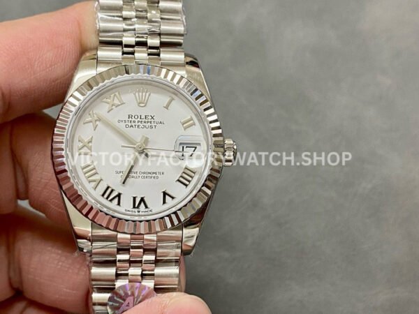 Elegant Rolex Datejust 31mm 278274 replica featuring a white Roman dial, Jubilee bracelet and clean 904L steel finish.