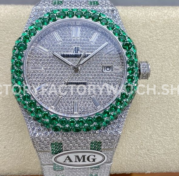 AMG Factory Audemars Piguet Royal Oak Selfwinding 1540 (5) AMG AP green baguette