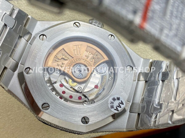 AMG Factory Audemars Piguet Royal Oak Selfwinding 15400 41mm Diamond Bezel Green Diamond Baguette Dial
