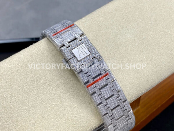 AMG Factory Audemars Piguet Royal Oak Selfwinding 15400 41mm Diamond Bezel Green Diamond Baguette Dial
