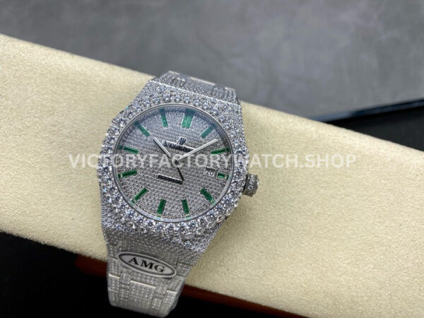 AMG Factory Audemars Piguet Royal Oak Selfwinding 15400 41mm Diamond Bezel Green Diamond Baguette Dial