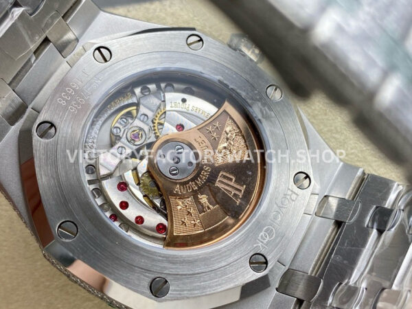 AMG Factory Audemars Piguet Royal Oak Selfwinding 15400 41mm Gr (5) AMG Factory Audemars Piguet Royal Oak Selfwinding 15400 41mm Green Diamond Bezel Diamond Dial