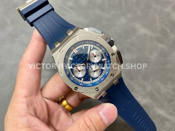 APF Factory Audemars Piguet Royal Oak Chronograph 26420TI.OO.A027CA.0 (7) APF Factory Audemars Piguet Royal Oak Chronograph 26420TI.OO.A027CA.01 43mm Titanium Rubber Strap Silver Eye Blue Dial