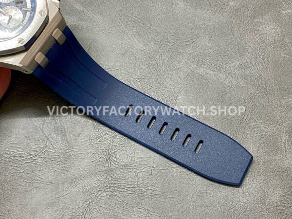 APF Factory Audemars Piguet Royal Oak Chronograph 26420TI.OO.A027CA.0 (9) APF Factory Audemars Piguet Royal Oak Chronograph 26420TI.OO.A027CA.01 43mm Titanium Rubber Strap Silver Eye Blue Dial