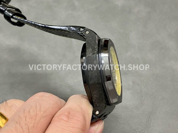 APF Factory Audemars Piguet Royal Oak Offshore Chronograph 26176F APF Factory Audemars Piguet Royal Oak Offshore Chronograph 26176FO.OO.D101CR.02 42mm Carbon Fiber Leather Strap Black Dial