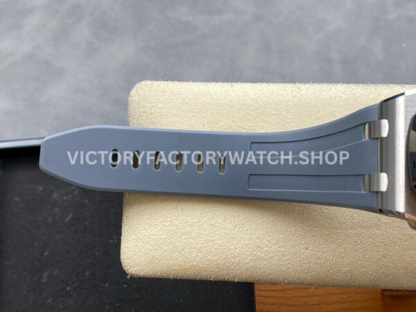 APF Factory Audemars Piguet Royal Oak Offshore Chronograph 26470IO.OO.A006CA.01 42mm Titanium Rubber Strap Grey Dial