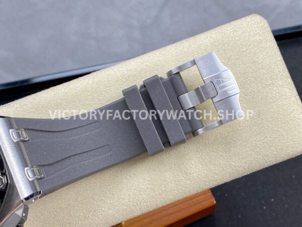 APF Factory Audemars Piguet Royal Oak Offshore Chronograph 26568IM.OO ( (7) APF Factory Audemars Piguet Royal Oak Offshore Chronograph 26568IM.OO.A004CA.01 44mm Titanium Rubber Strap Grey Dial