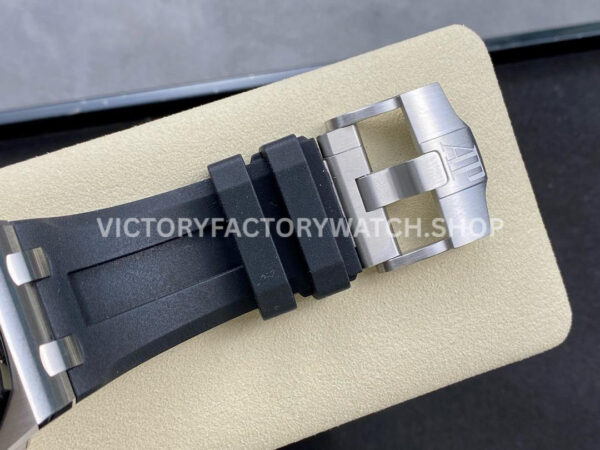 APF Factory Audemars Piguet Royal Oak Offshore Diver 15720CN.OO.A002CA.01 (10) APF Factory Audemars Piguet Royal Oak Offshore Diver 15720CN.OO.A002CA.01 42mm White Gold Rubber Strap Black Dial