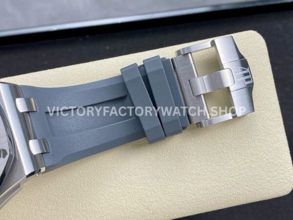 APF Factory Audemars Piguet Royal Oak Offshore Diver 15720ST.OO.A009CA.01 42mm Steel Rubber Strap Grey Dial