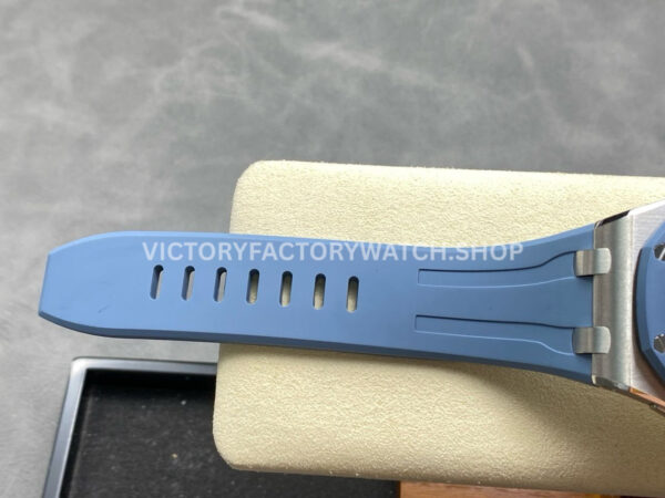 APP Factory Audemars Piguet Royal Oak Offshore 15605SK.OO.A350CA.01 43mm Steel Rubber Strap Gradient Blue Dial