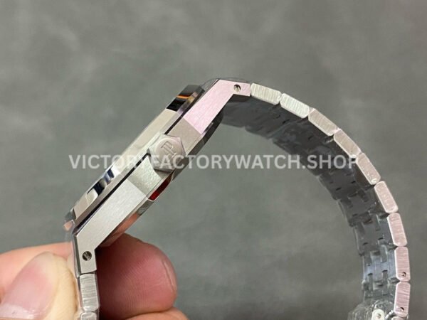 APS Factory Audemars Piguet Royal Oak Selfwinding 37mm 15450ST.OO.1256ST.03 Stainless Steel Blue Dial