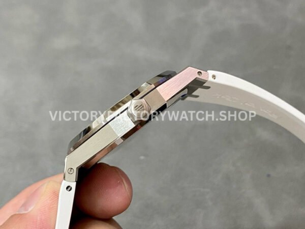 APS Factory Audemars Piguet Royal Oak Selfwinding 41mm 15400ST.OO.1220ST.04 Rubbe (6) APS Factory Audemars Piguet Royal Oak Selfwinding 41mm 15400ST.OO.1220ST.04 Rubber Strap Silver Dial