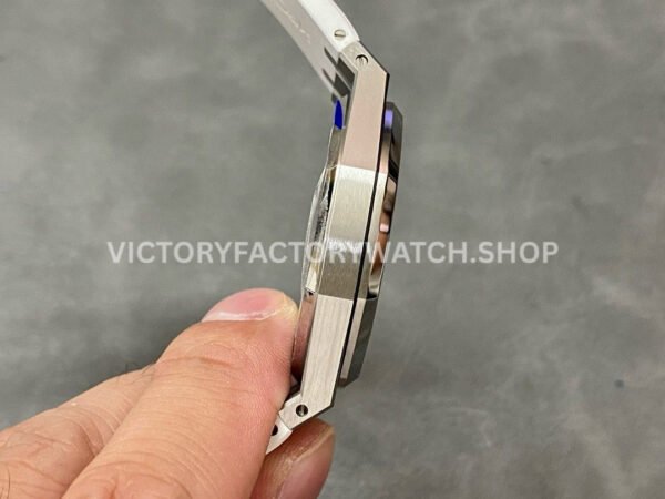 APS Factory Audemars Piguet Royal Oak Selfwinding 41mm 15400ST.OO.1220ST.04 Rubbe (8) APS Factory Audemars Piguet Royal Oak Selfwinding 41mm 15400ST.OO.1220ST.04 Rubber Strap Silver Dial