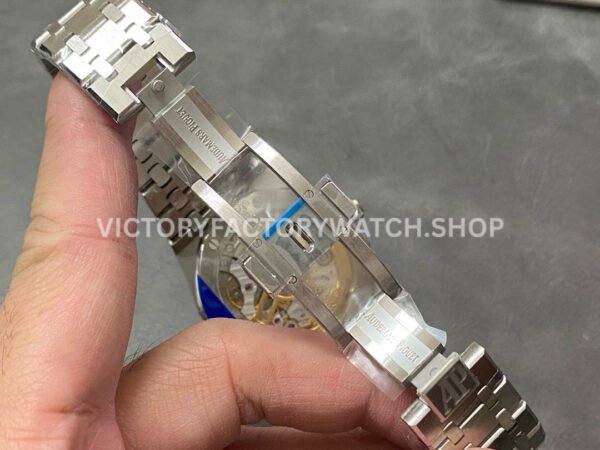 APS Factory Audemars Piguet Royal Oak Selfwinding 15500ST.OO.1220ST.04 41mm Silver Dial