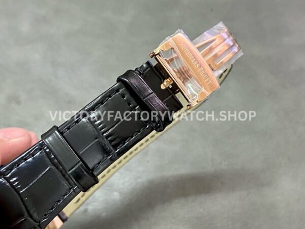 APS Factory Audemars Piguet Royal Oak Selfwinding 41mm 15510OR.OO.D002CR.02 Ros (1) APS Factory Audemars Piguet Royal Oak Selfwinding 15510OR.OO.D002CR.02 41mm Rose Gold Leather Black Dial