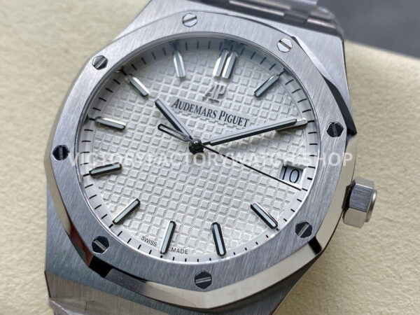 APW Factory Audemars Piguet Royal Oak 15500STOO1220ST04 41mm Full Steel White Dial (3) APW Factory Audemars Piguet Royal Oak 15500.ST.OO.1220ST.04 41mm Full Steel White Dial