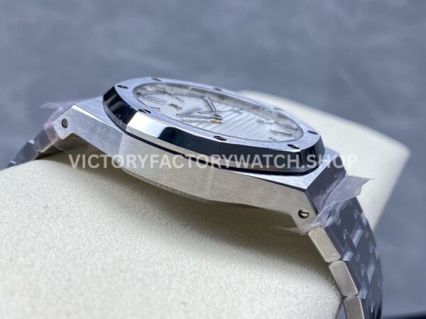 APW Factory Audemars Piguet Royal Oak 15500STOO1220ST04 41mm Full Steel White Dial (7) APW Factory Audemars Piguet Royal Oak 15500.ST.OO.1220ST.04 41mm Full Steel White Dial