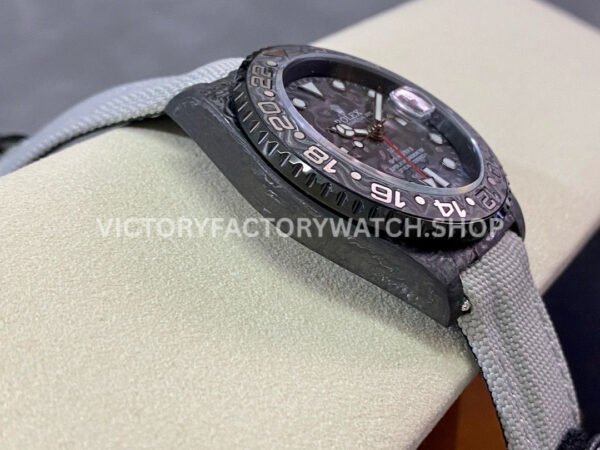 DIW Factory Rolex GMT-Master II 126710 Limited Edition 40mm Silver Word Carbon Fiber Artificial Fiber Woven Strap Carbon Fiber Dial