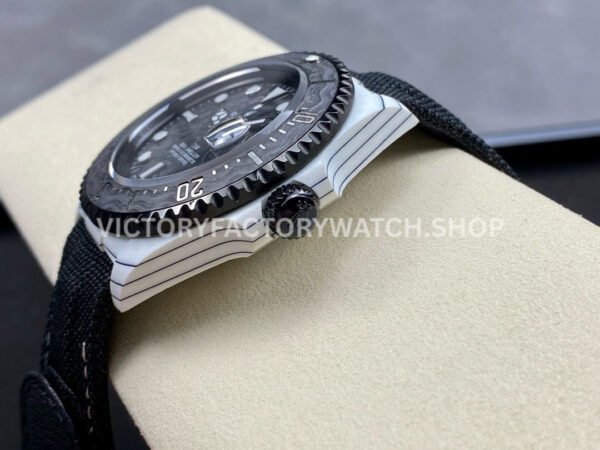 DIW Factory Rolex Sea-Dweller Limited Edition 126600 43mm Limited Edition Carbon Fiber Canvas Strap Carbon Fiber Dial
