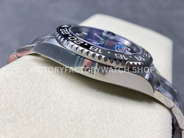 EWE Factory Rolex  GMT-Master II 126710GRNR-0004 Bruce Wayne 40mm Full 904L Black Dial