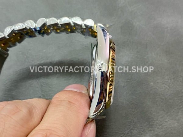 GM Factory Rolex Datejust 126233-0021 36mm Half Yellow Gold Diamond Mop Black Dial Jubilee