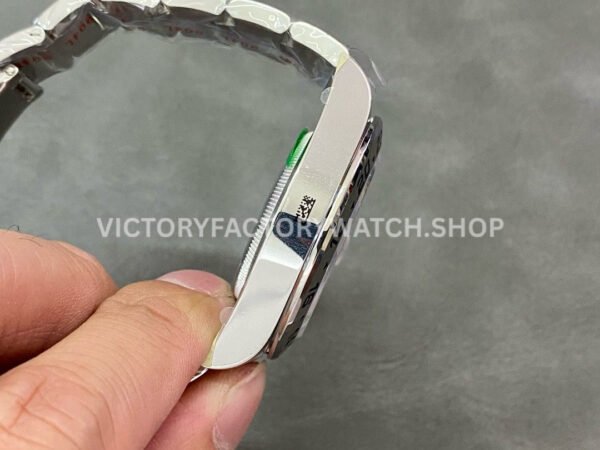 JVS Factory Rolex Explorer II 226570 42mm Full 904L White Dial (3) JVS Factory Rolex Explorer II 226570 42mm Full 904L White Dial