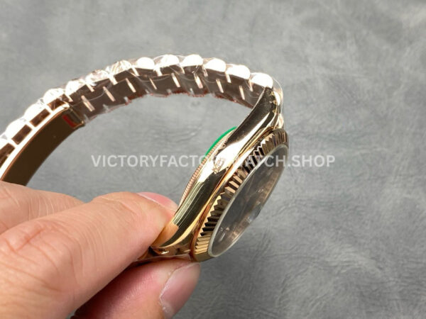 KF Factory Counterweight Rolex Day-Date 228235-0003 40mm Full Rose Gold Diamond Baguette Brown Dial