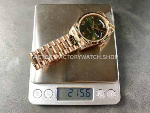 KF Factory Counterweight Rolex Day-Date 228235-0025 40mm Full Rose Gold Roman Numerals Green Dial