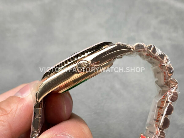 KF Factory Counterweight Rolex Day-Date 228235-0055 40mm Full Rose Gold Roman Numerals Slate Ombré Black Dial
