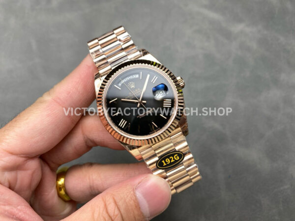 KF Factory Counterweight Rolex Day-Date 228235-0055 40mm Full Rose Gold Roman Numerals Slate Ombré Black Dial