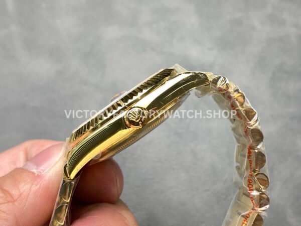 KF Factory Counterweight Rolex Day-Date 228238-0004 40mm Full Yellow Gold Diamond Baguette Black Dial