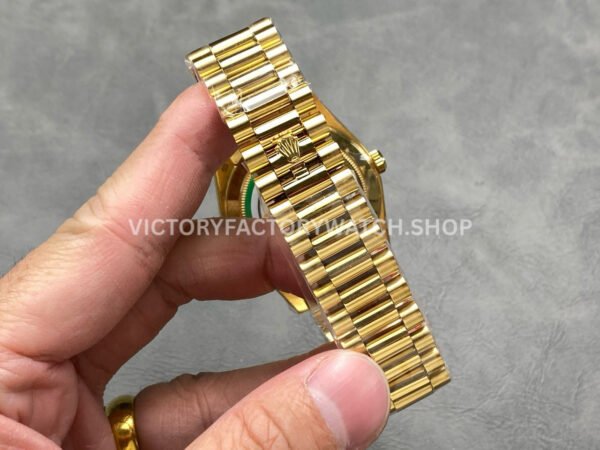 KF Factory Counterweight Rolex Day-Date 228238-0004 40mm Full Yellow Gold Diamond Baguette Black Dial