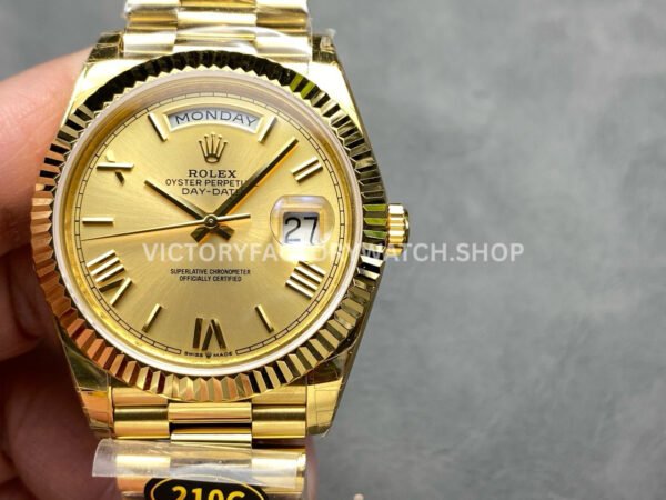 KF Day Date 228238 champagne Roman dial