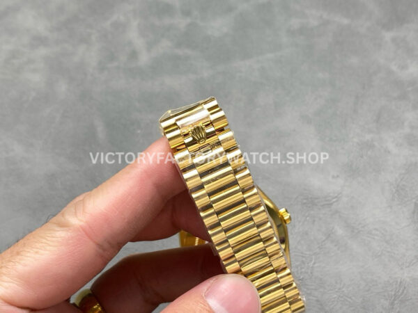 KF Factory Counterweight Rolex Day-Date 228238-0061 40mm Full Yellow Gold ( (6) KF Factory Counterweight Rolex Day-Date 228238-0061 40mm Full Yellow Gold Roman Numerals Slate Ombré Green Dial