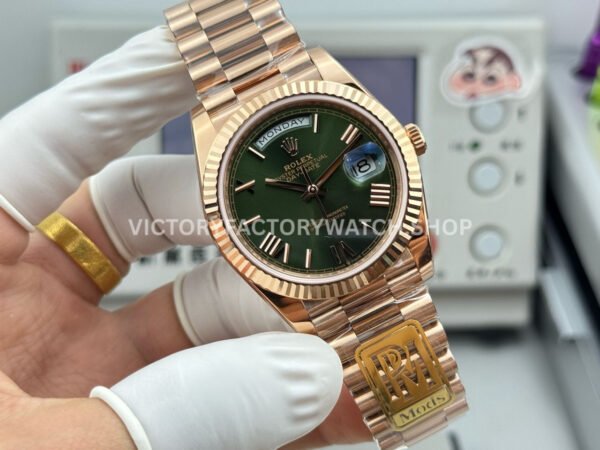 PPM Factory Counterweight Rolex Day-Date 228235-0025 40mm Full Rose Gold Roman Number Olive Green Dial (2) PPM Factory Counterweight Rolex Day-Date 228235-0025 40mm Full Rose Gold Roman Number Olive Green Dial